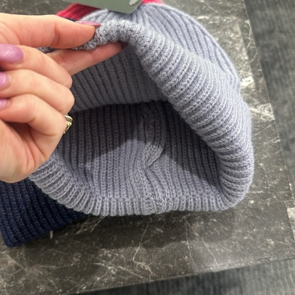 Lux Winter Knit Beanie Lavender/ Purple NWT - Picture 5 of 5